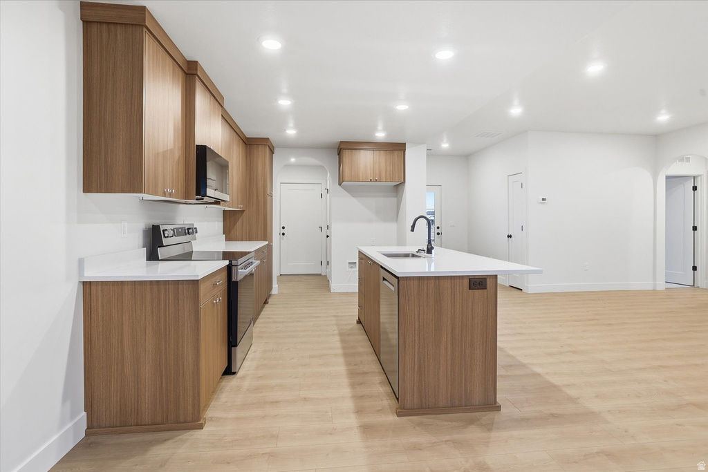 229 W 1470 S Tremonton, UT 84337