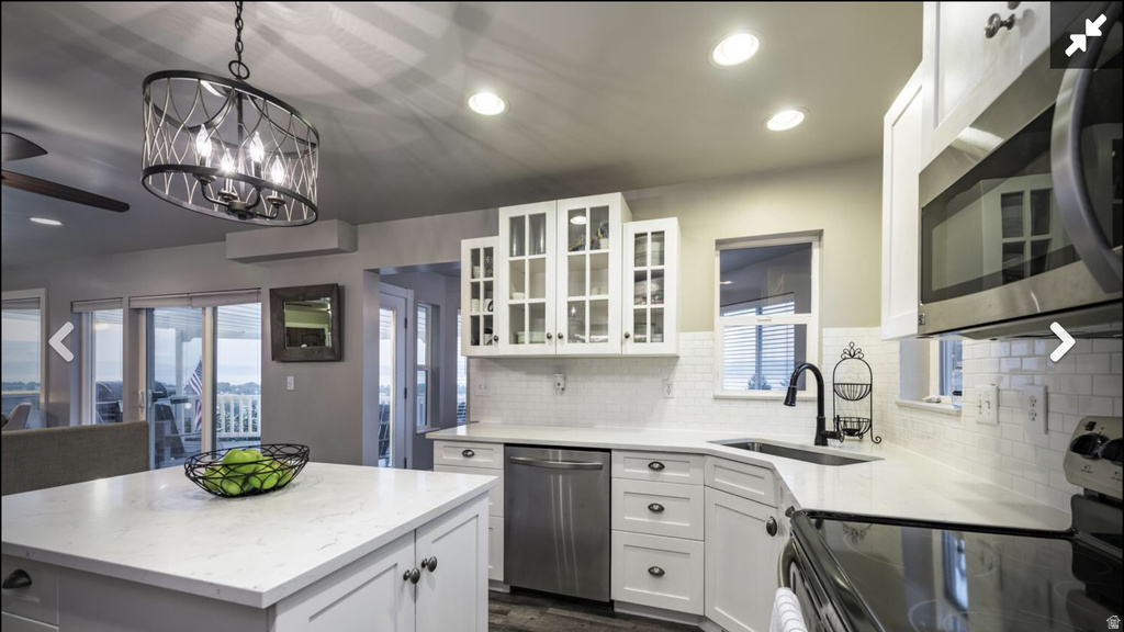 458 W BUTTERCUP LN Garden City, UT 84028