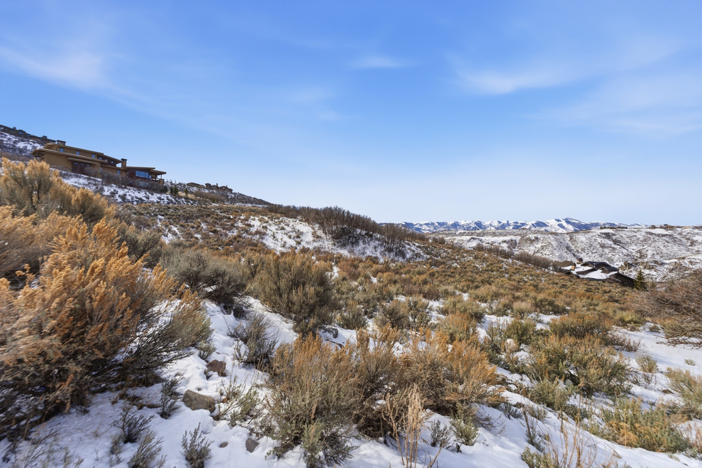 2014  CANYON GATE RD Park City, UT 84098