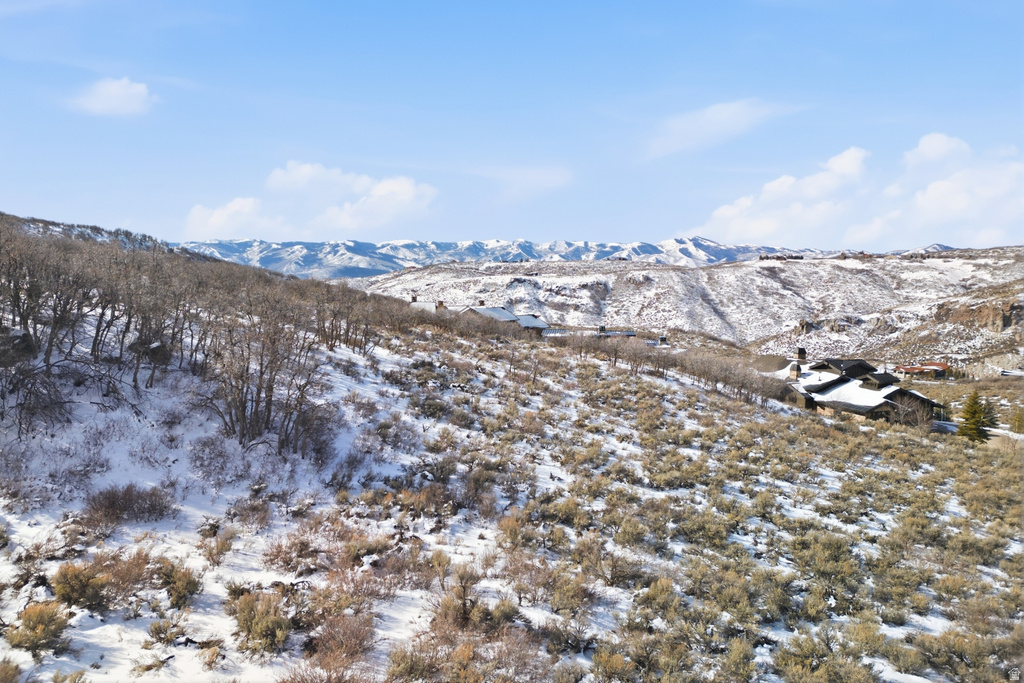 2014  CANYON GATE RD Park City, UT 84098