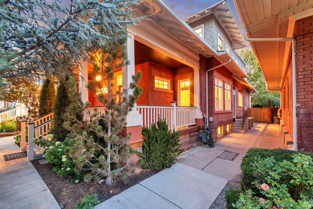 219 E 8TH AVE Salt Lake City, UT 84103