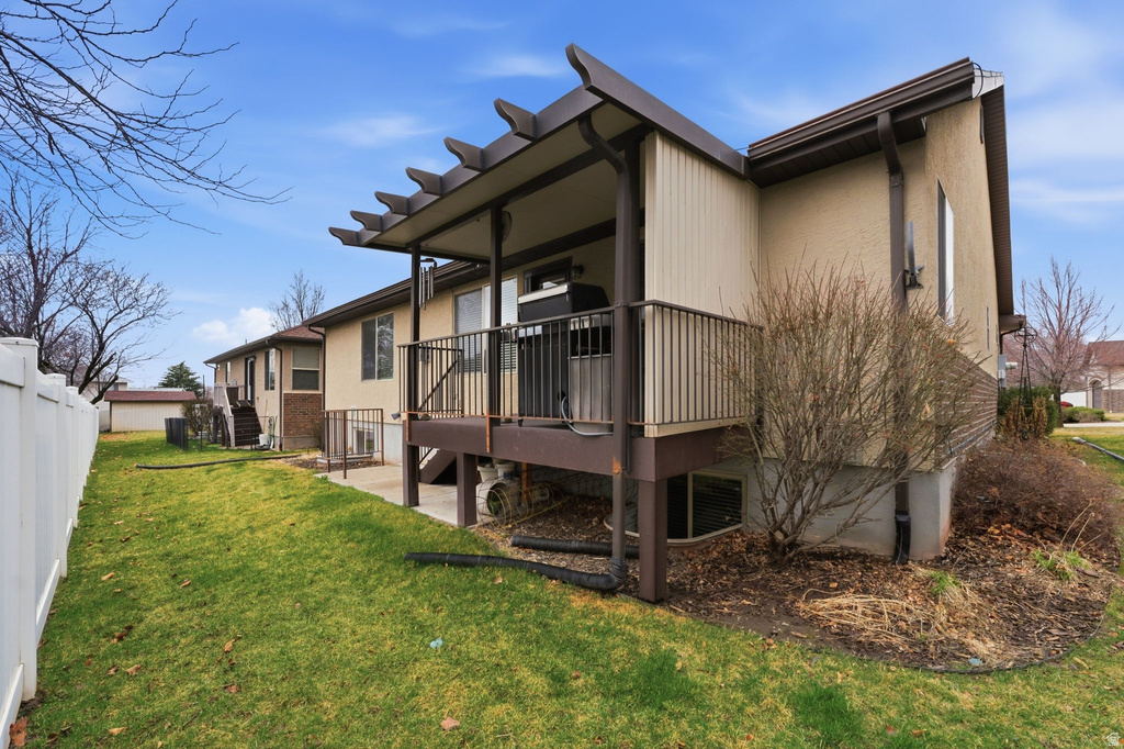 56 WHITAKER CIR Kaysville, UT 84037