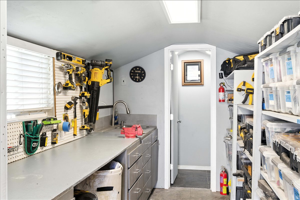 1827 W OMNI AVE Salt Lake City, UT 84116