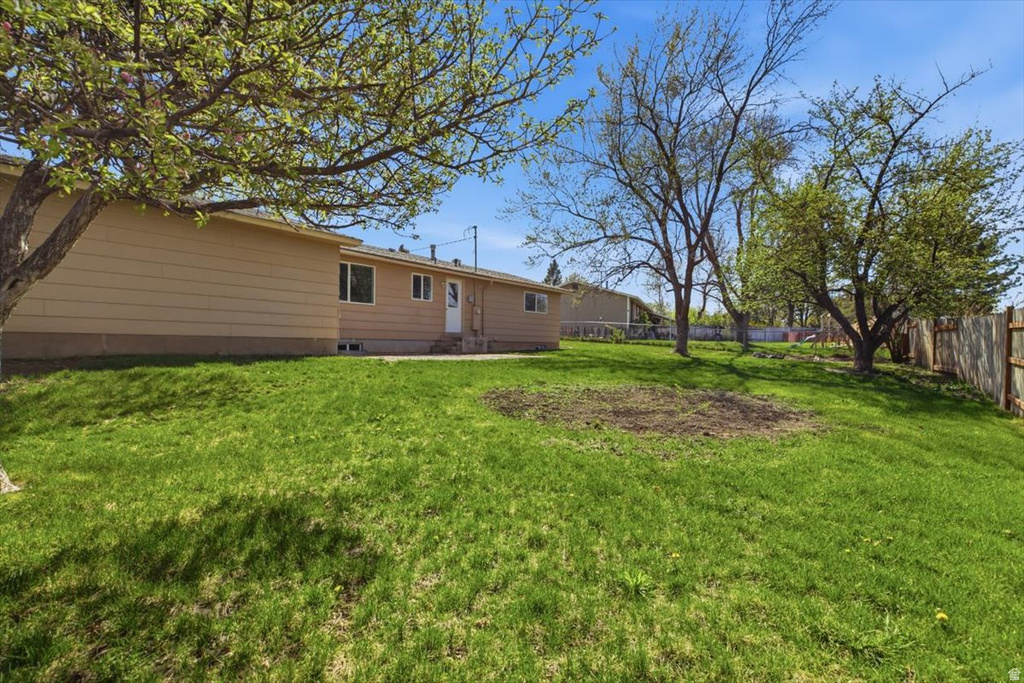 355 SCENIC VIEW DR Hyrum, UT 84319