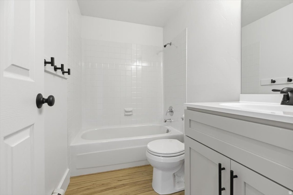 355 SCENIC VIEW DR Hyrum, UT 84319