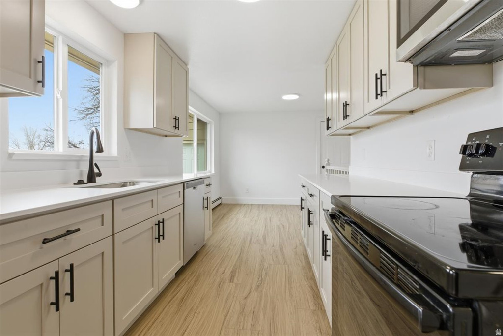 355 SCENIC VIEW DR Hyrum, UT 84319