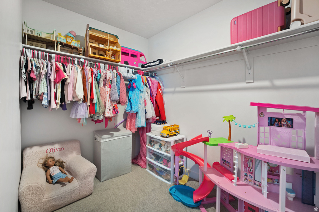 1991 S MOUNTAIN VIEW BLVD Woods Cross, UT 84087