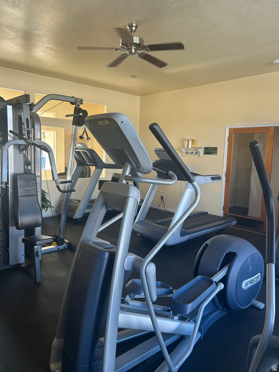 4752 W MONA LN West Jordan, UT 84084