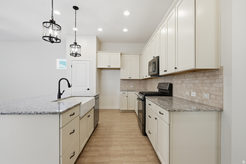 11383 S NEW BERN WAY South Jordan, UT 84009