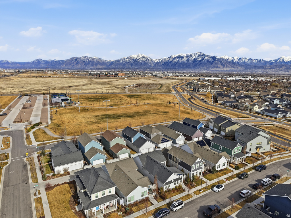 11383 S NEW BERN WAY South Jordan, UT 84009