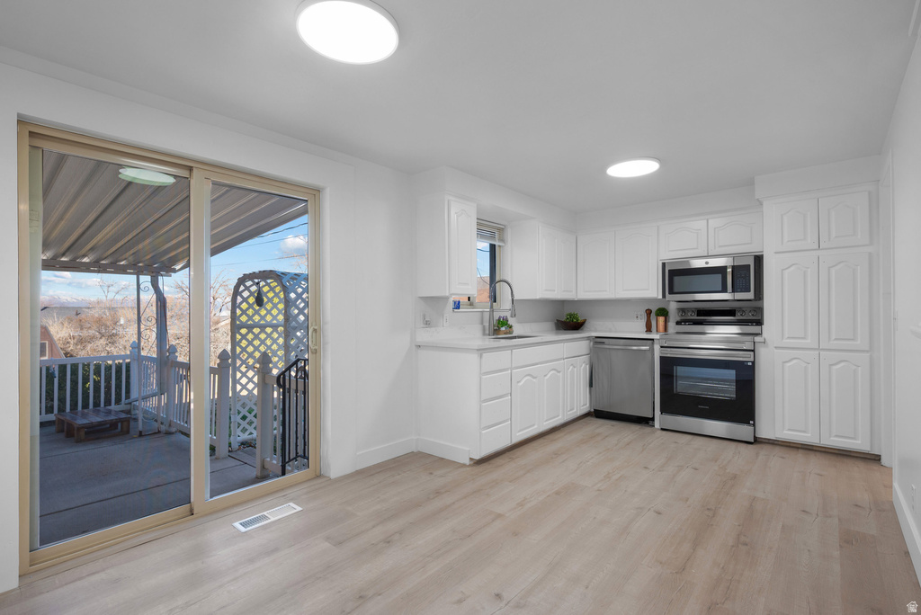 364 FAIRLANE DR Tooele, UT 84074