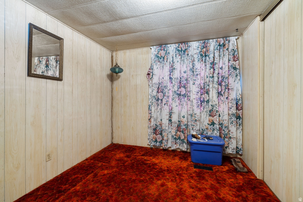 11010 S LUCAS LN South Jordan, UT 84095