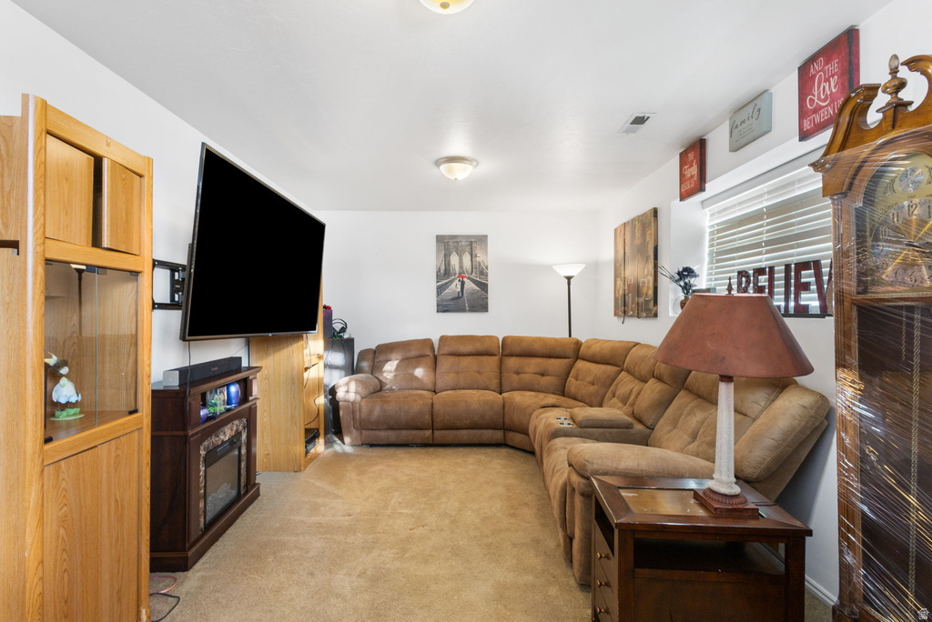 6125 W DEER SPRINGS LN Salt Lake City, UT 84118