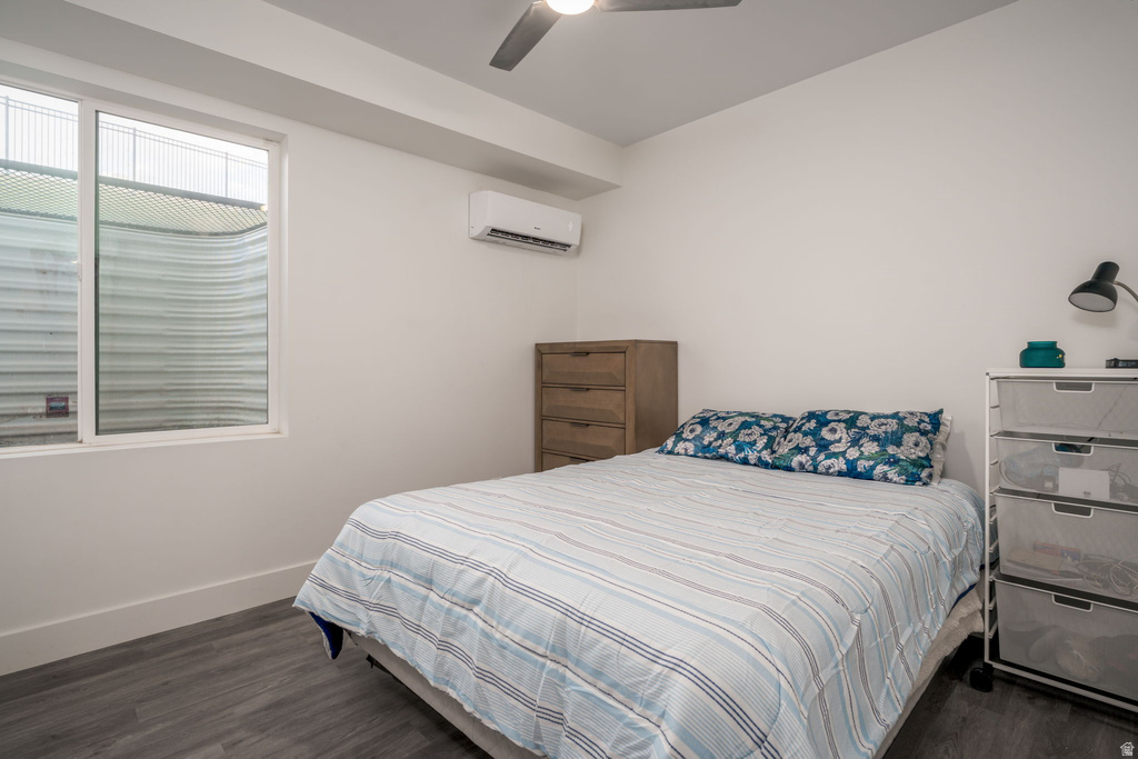 789 S MILLER AVE North Salt Lake, UT 84054