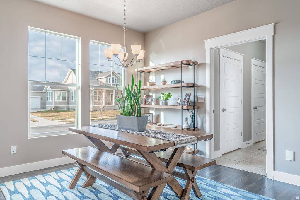 356 N APPLE LEAF AVE Kaysville, UT 84037