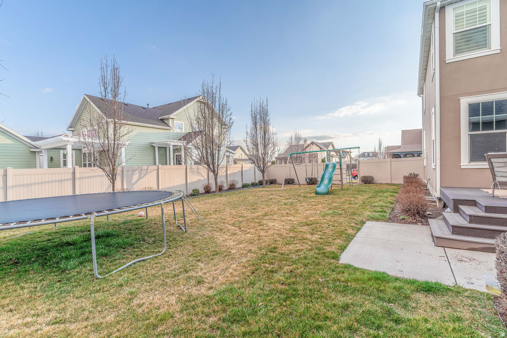 356 N APPLE LEAF AVE Kaysville, UT 84037