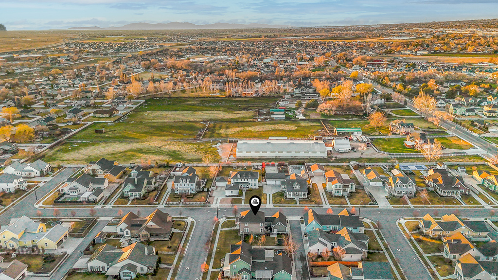 356 N APPLE LEAF AVE Kaysville, UT 84037