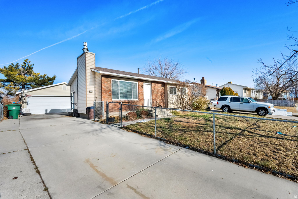 4917 S FARAH DR Kearns, UT 84118
