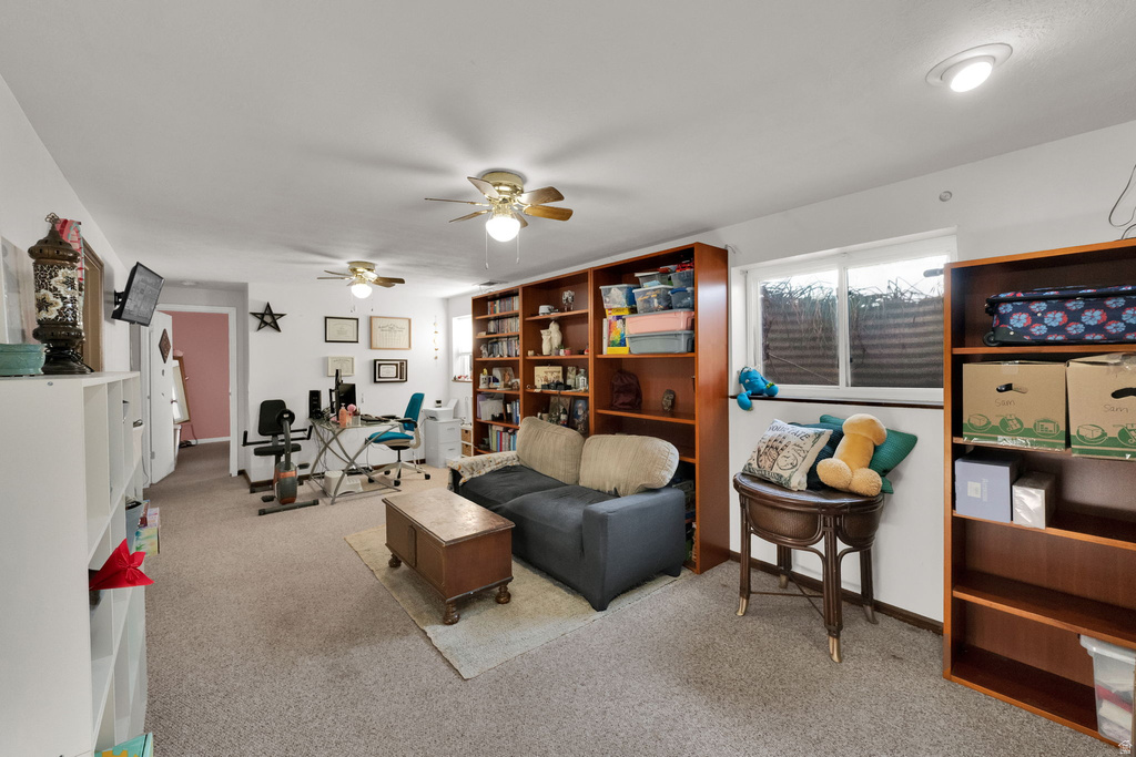 4917 S FARAH DR Kearns, UT 84118