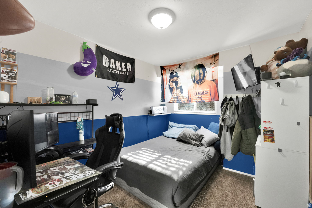 4917 S FARAH DR Kearns, UT 84118