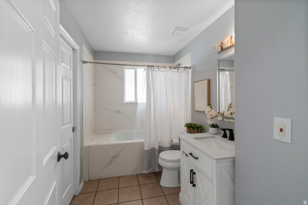 2058 W 1570 N Clinton, UT 84015