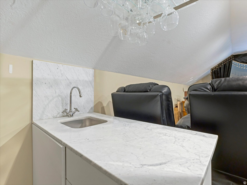 3057 N 3325 W Plain City, UT 84404