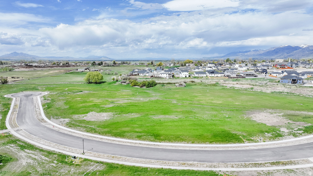 888 W 85 S Hyrum, UT 84319
