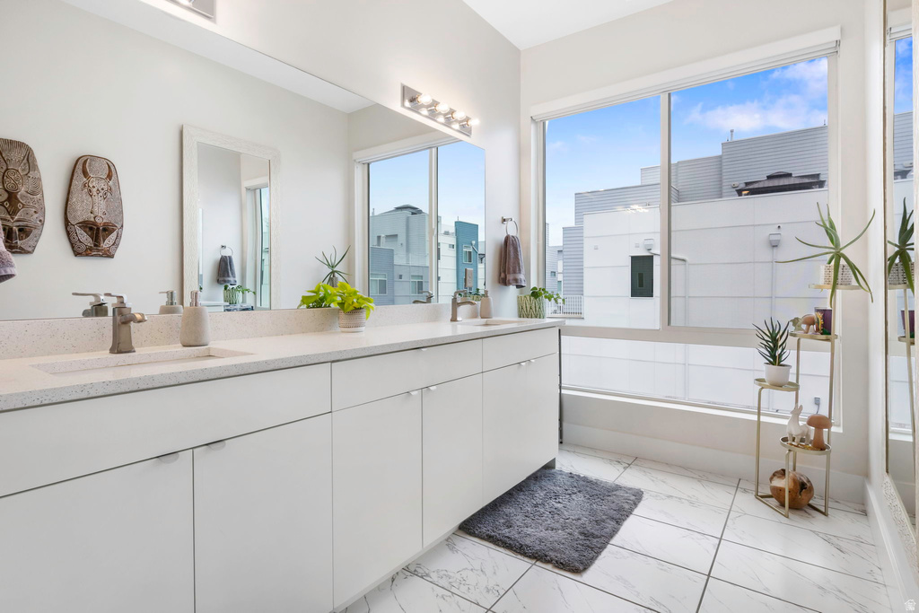 1601 W NEON WAY West Valley City, UT 84119