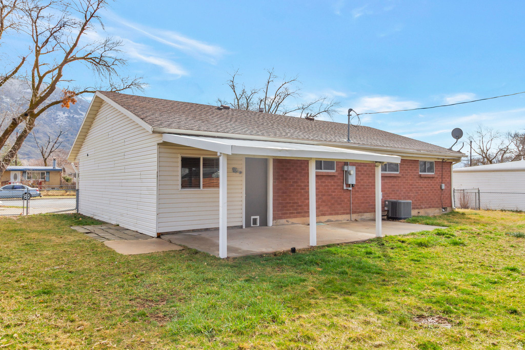 965 N LIBERTY AVE Ogden, UT 84404