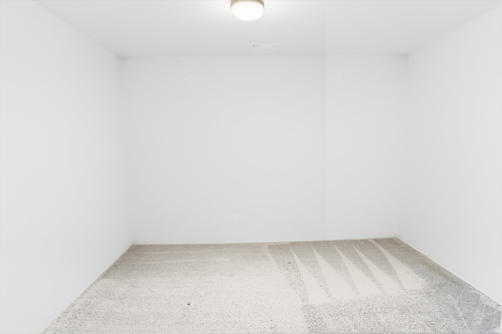 683 S MILLER AVE North Salt Lake, UT 84054