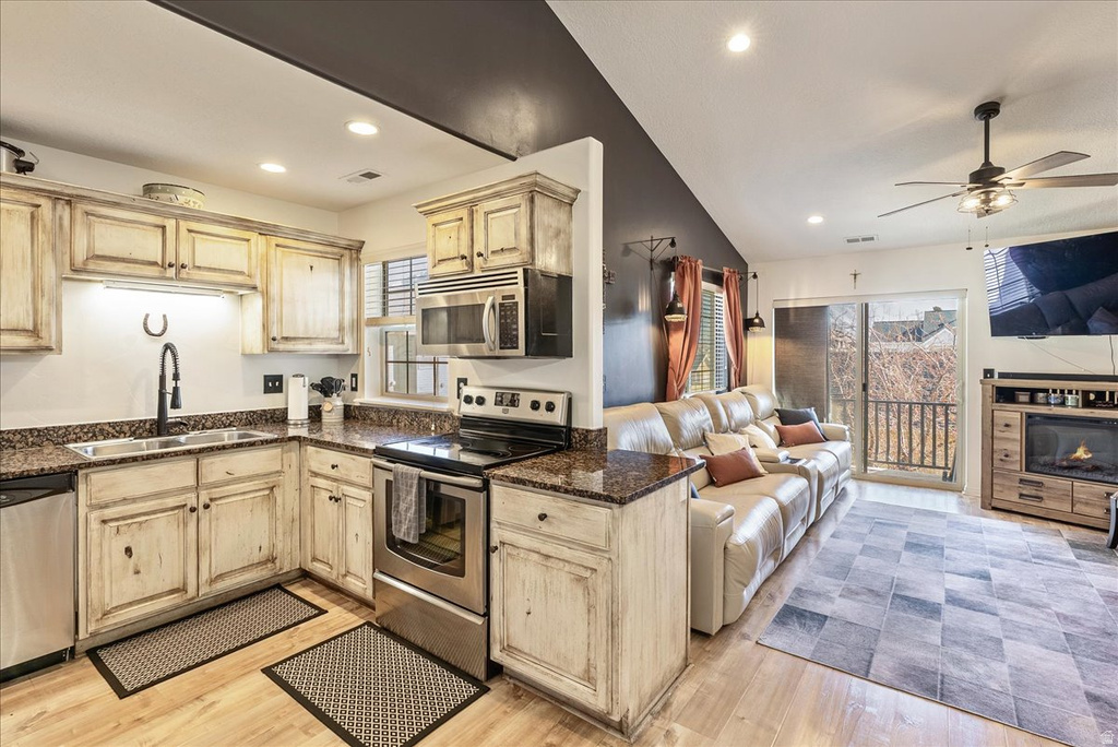 482 S 2500 W #7 Springville, UT 84663