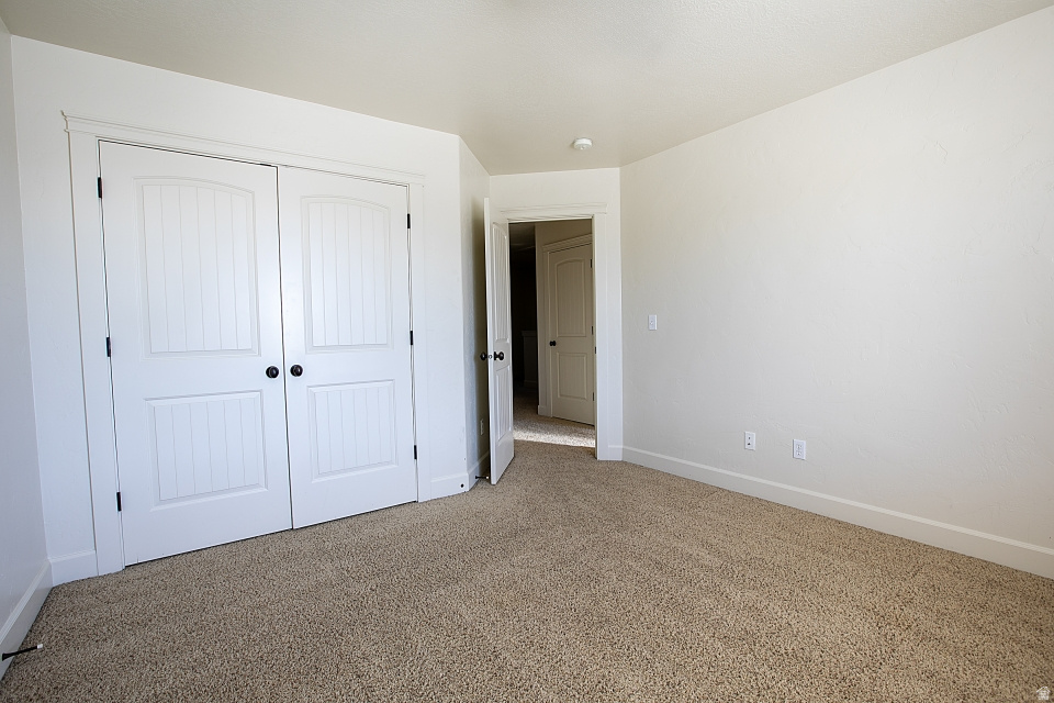 331 E SEAGULL LN Saratoga Springs, UT 84045