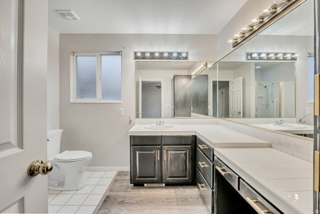 1342 E 5200 S South Ogden, UT 84403