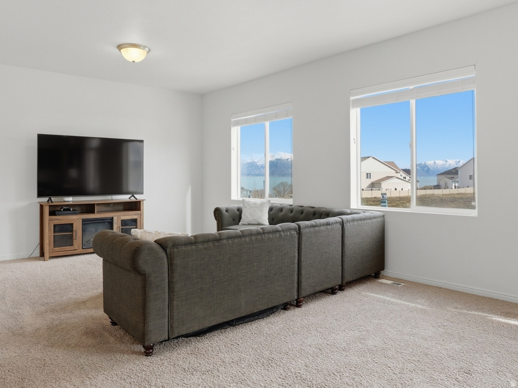 207 E BLISS Saratoga Springs, UT 84045