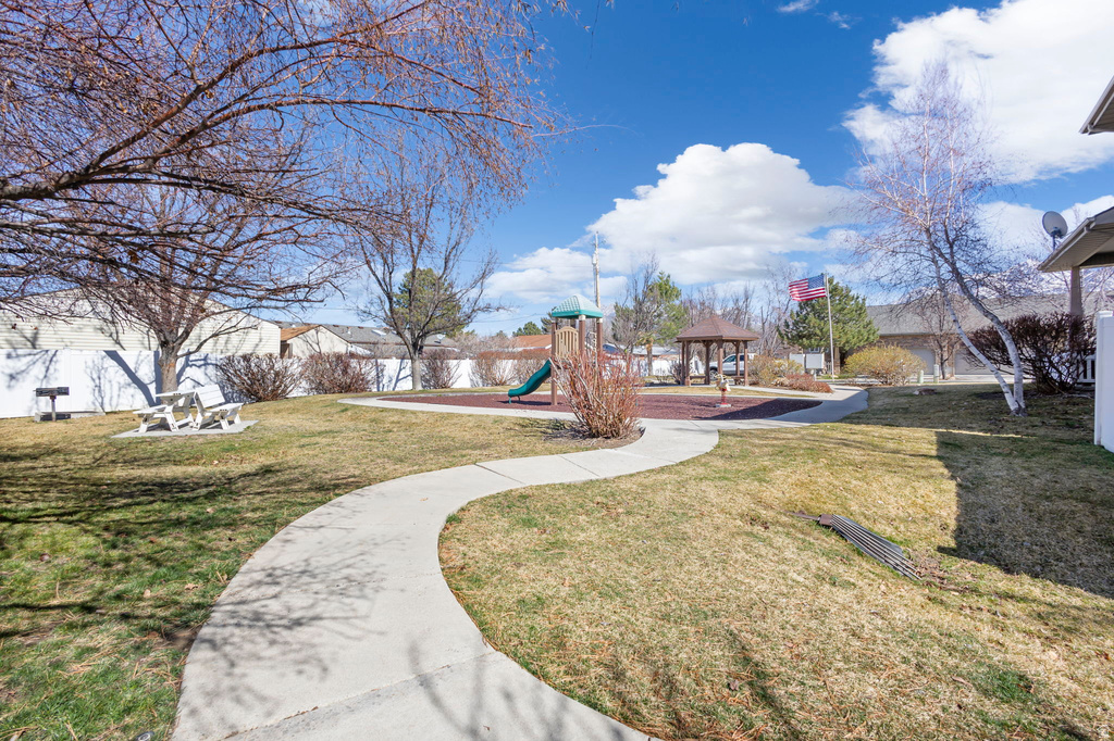 190 E WHITE SPRUCE CV #805 Sandy, UT 84070