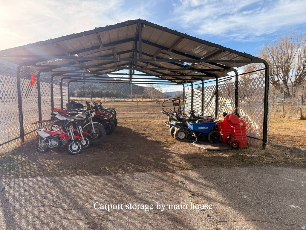 6603 N 6500 W Vernal, UT 84078