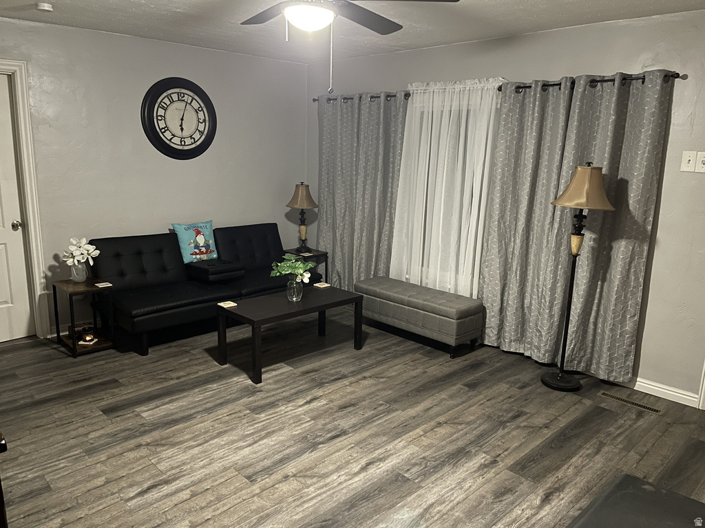 359 N 100 W Moroni, UT 84646