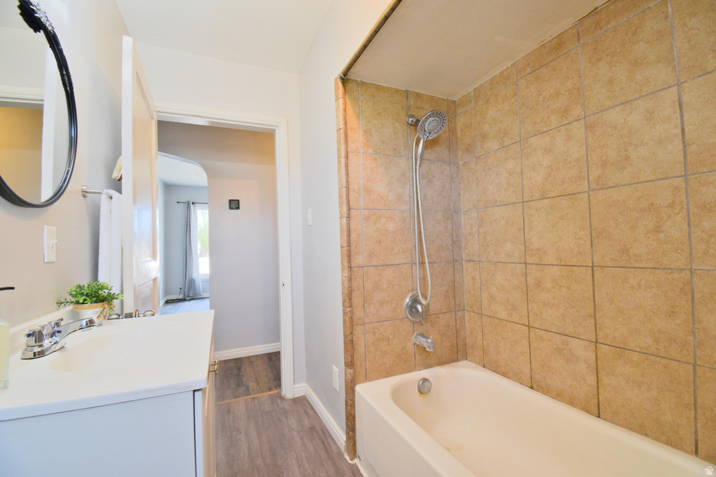 359 N 100 W Moroni, UT 84646