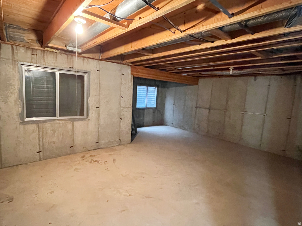 1773 MEADOW CREEK LANE Ogden, UT 84403