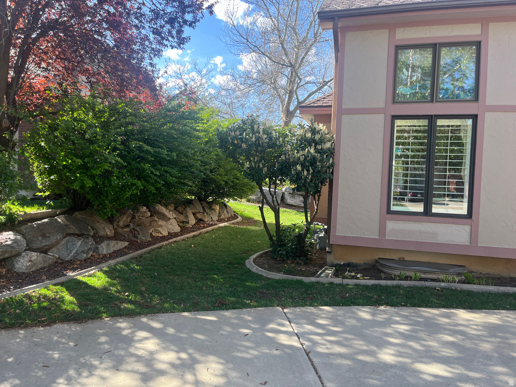 1773 MEADOW CREEK LANE Ogden, UT 84403