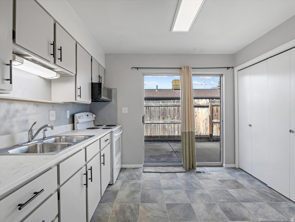 1478 N 75 W #A-D Sunset, UT 84015