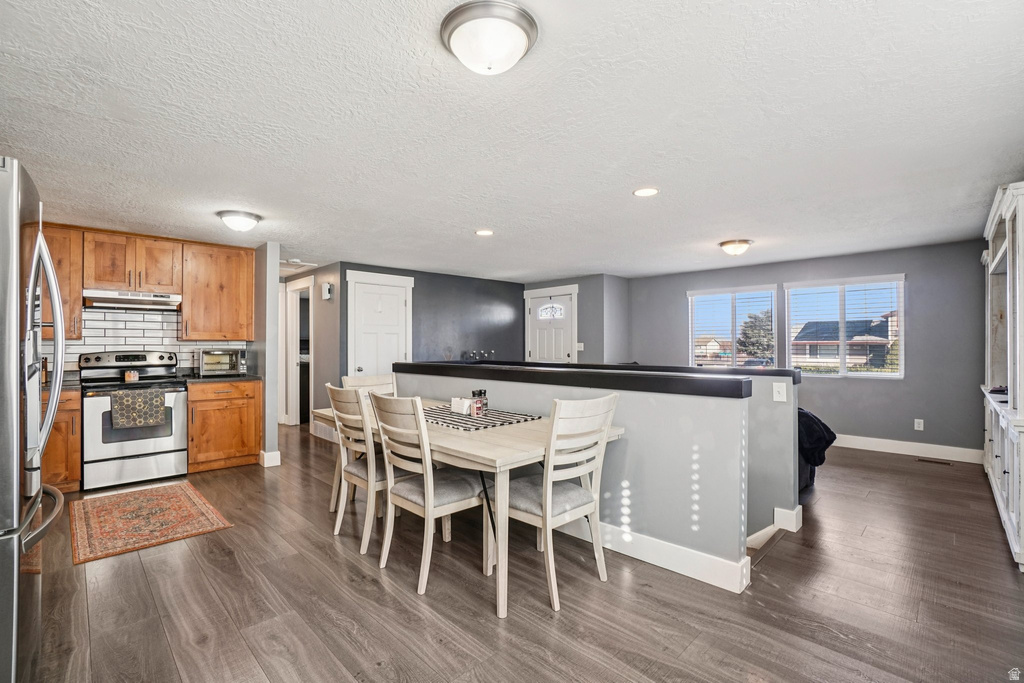 7185 W TENWAY DR West Valley City, UT 84128