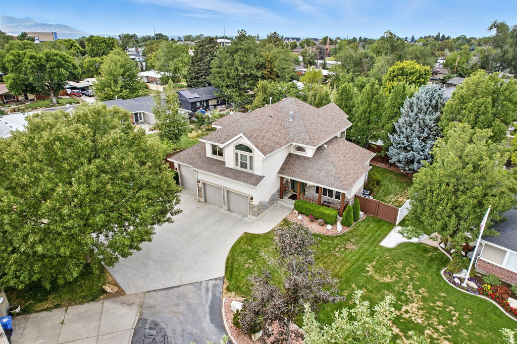 2407 BENGAL BEND CV Cottonwood Heights, UT 84121