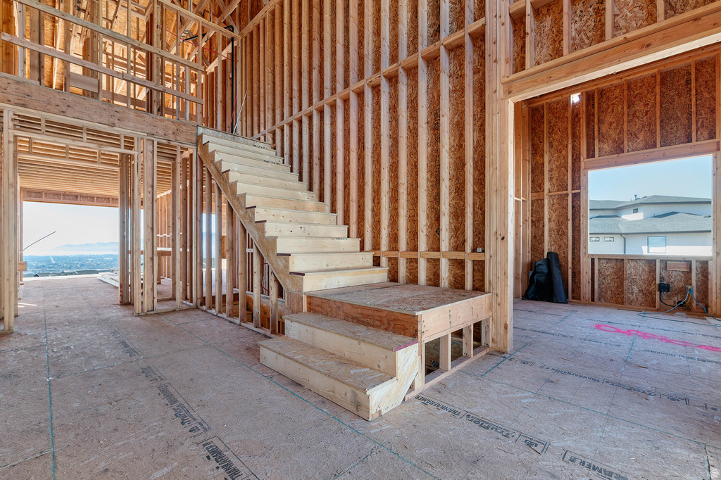 1043 W SEASONS CT #114 Lehi, UT 84048