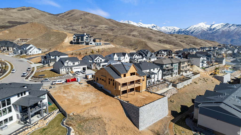 1043 W SEASONS CT #114 Lehi, UT 84048