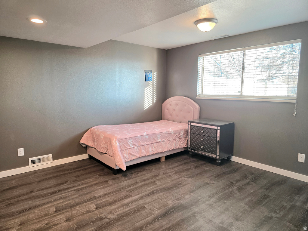 631 W MAIN ST Wellington, UT 84542