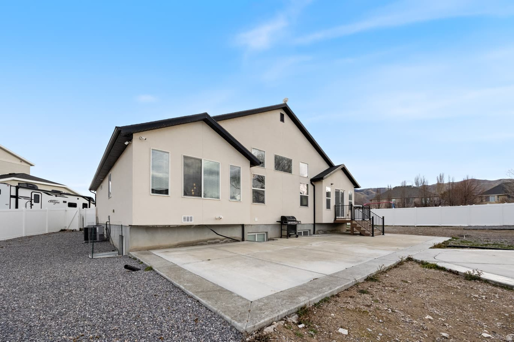 1234 S ADAMS CV Saratoga Springs, UT 84045