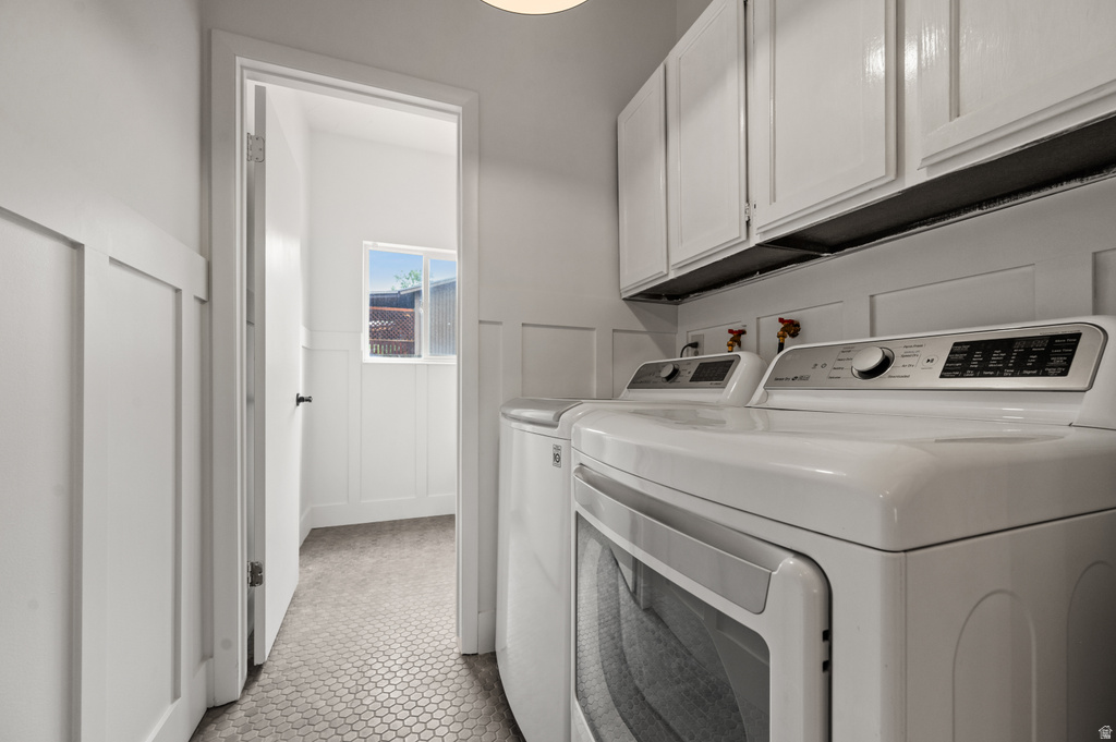 2163 E BORG DR Sandy, UT 84092