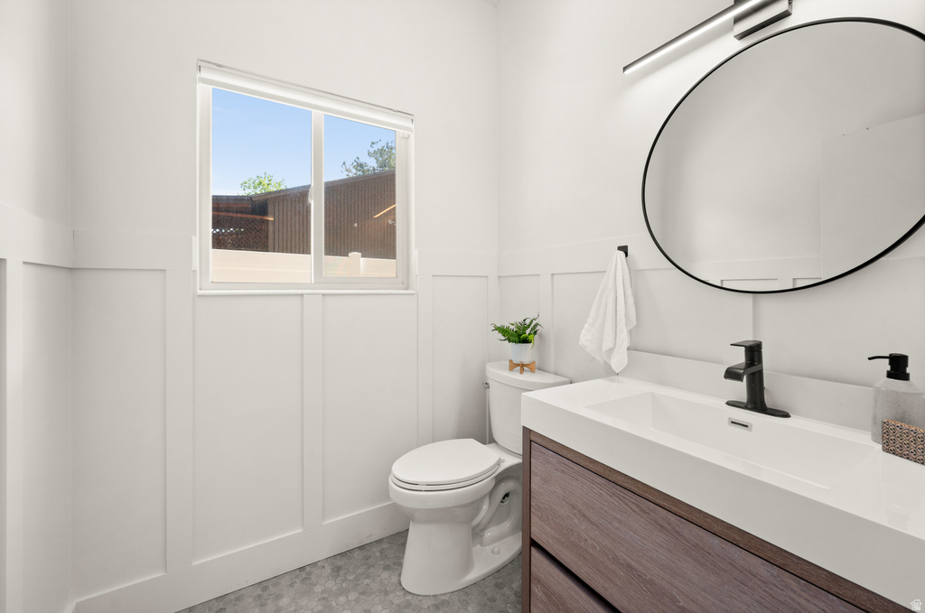 2163 E BORG DR Sandy, UT 84092