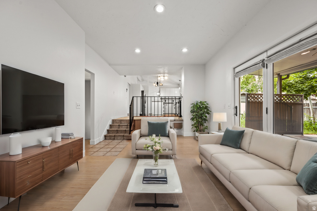 2163 E BORG DR Sandy, UT 84092